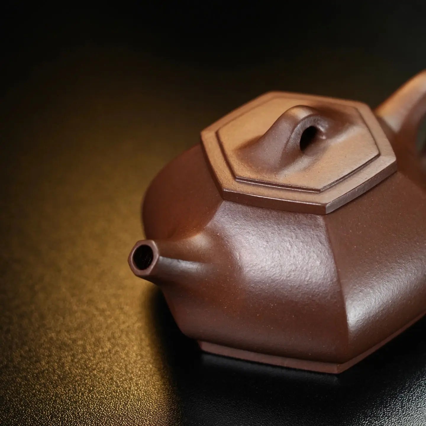 Liu Fang Shi Piao 160cc - Yixing Handmade Teapot 江苏宜兴