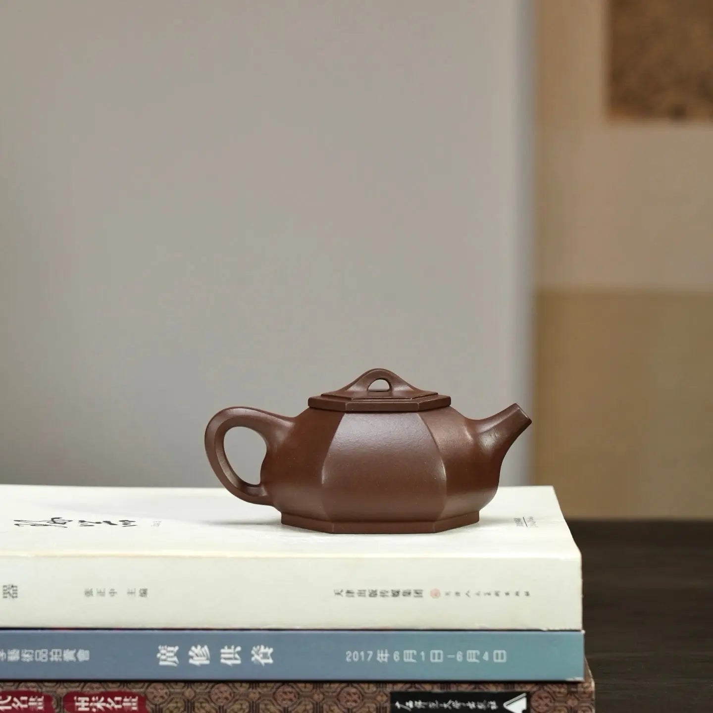 Liu Fang Shi Piao 160cc - Yixing Handmade Teapot 江苏宜兴