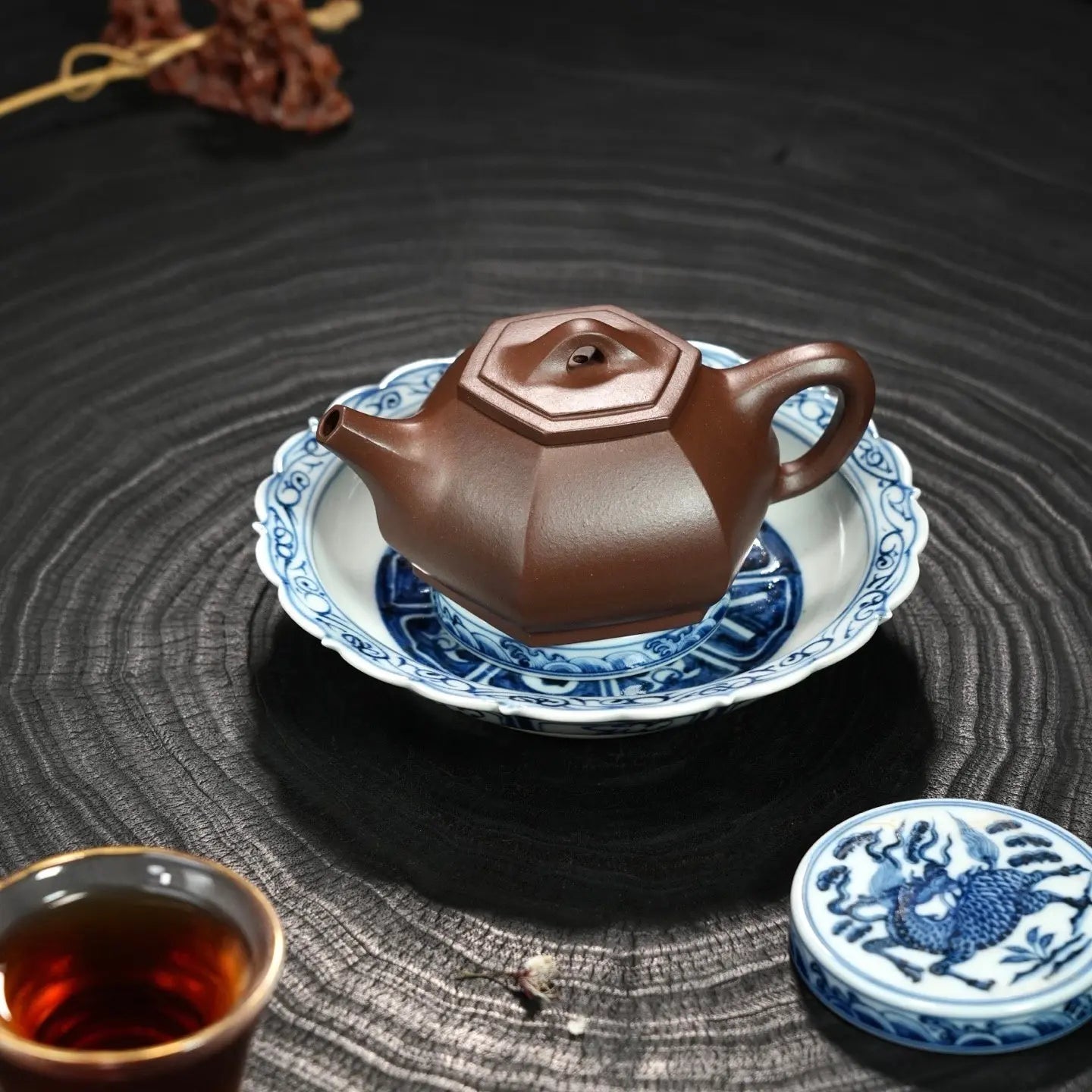 Liu Fang Shi Piao 160cc - Yixing Handmade Teapot 江苏宜兴