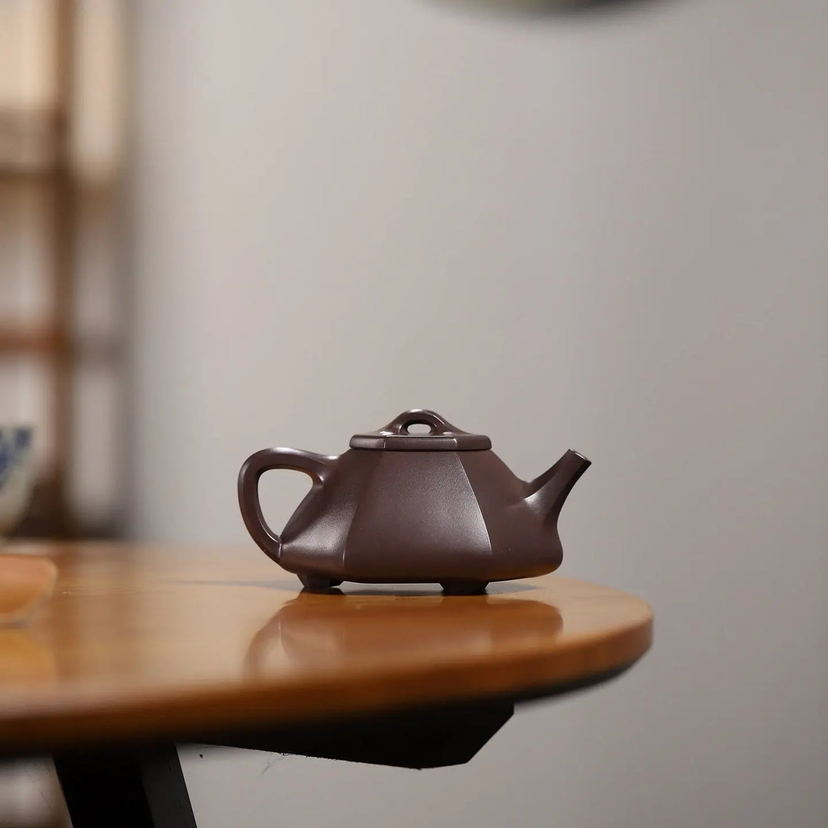 Liu Fang Shi Piao 180cc - Yixing Handmade Teapot 江苏宜兴