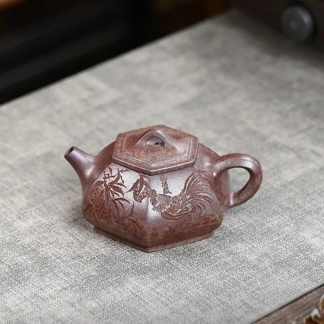 Liu Fang Shi Piao 200cc - Yixing Handmade Teapot 江苏宜兴