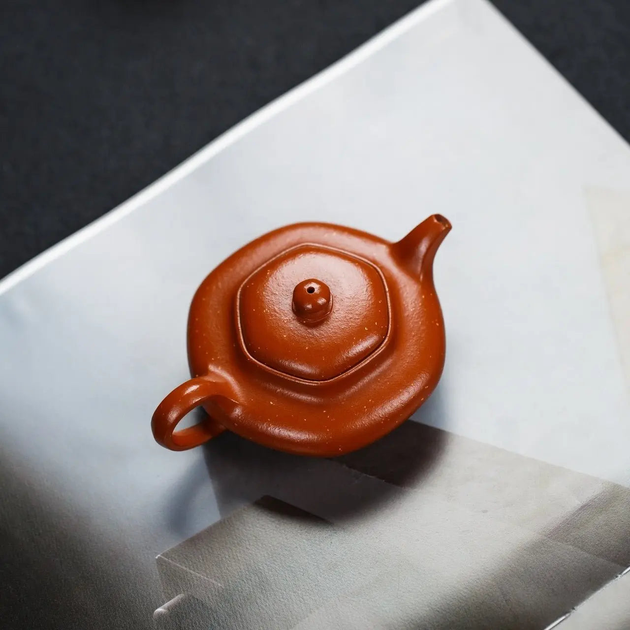 Liu Fang Shu He 150cc - Yixing Handmade Teapot 江苏宜兴
