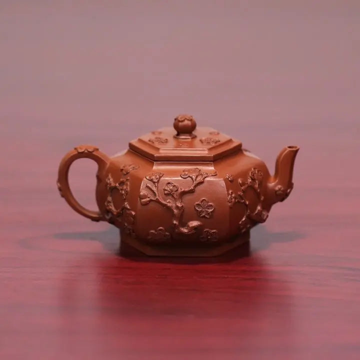 Liu Fang Xue Hua 120cc - Yixing Handmade Teapot 江苏宜兴