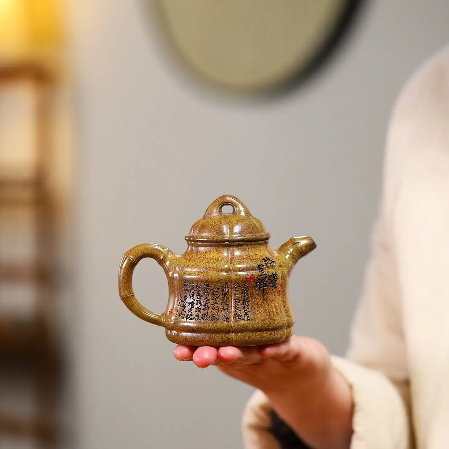 Liu Fang Zhu Ding 190cc - Yixing Handmade Teapot 江苏宜兴