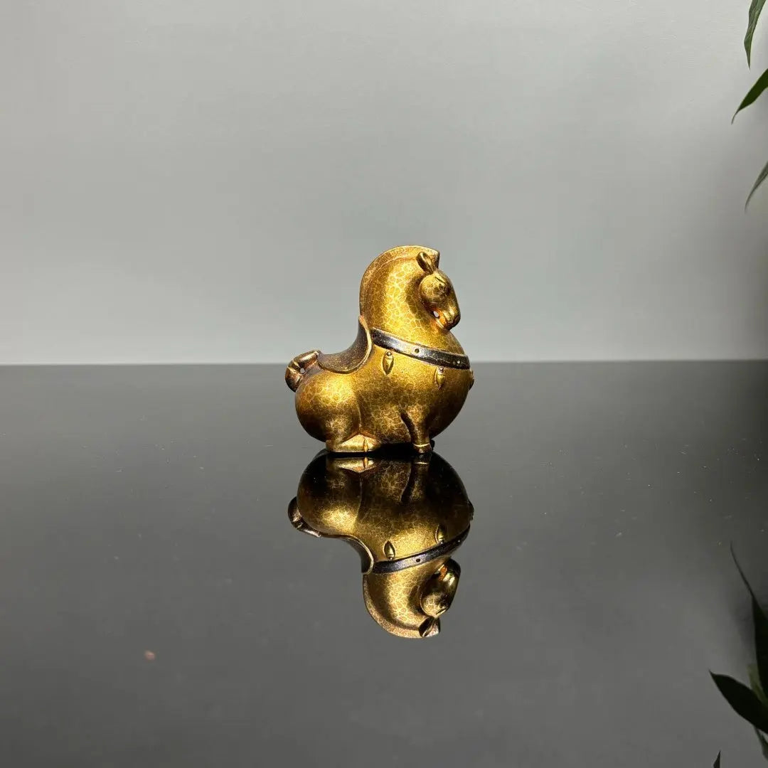 Liu Jin Ma - Yixing Zisha Handmade Teapet 江苏宜兴