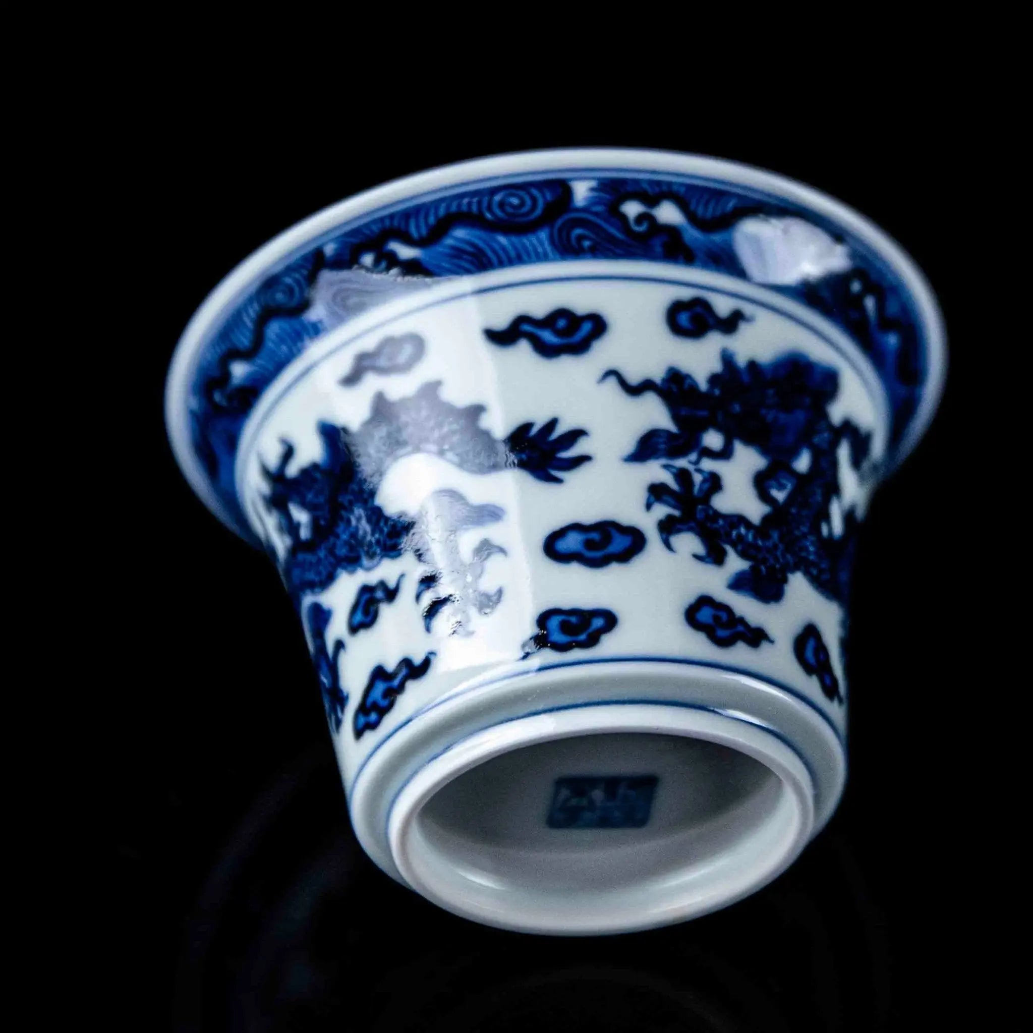Long Chuan Hua 120cc - Jing De Zhen Porcelain Gaiwan zycschina