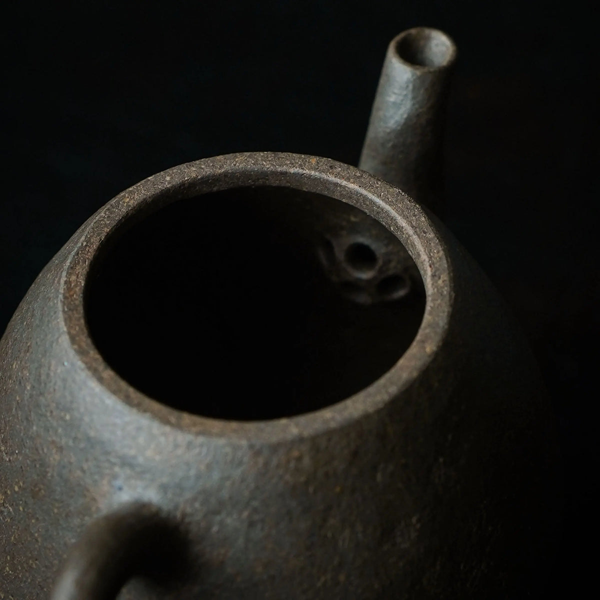 Long Dan 100cc - Yixing Handmade Teapot 江苏宜兴