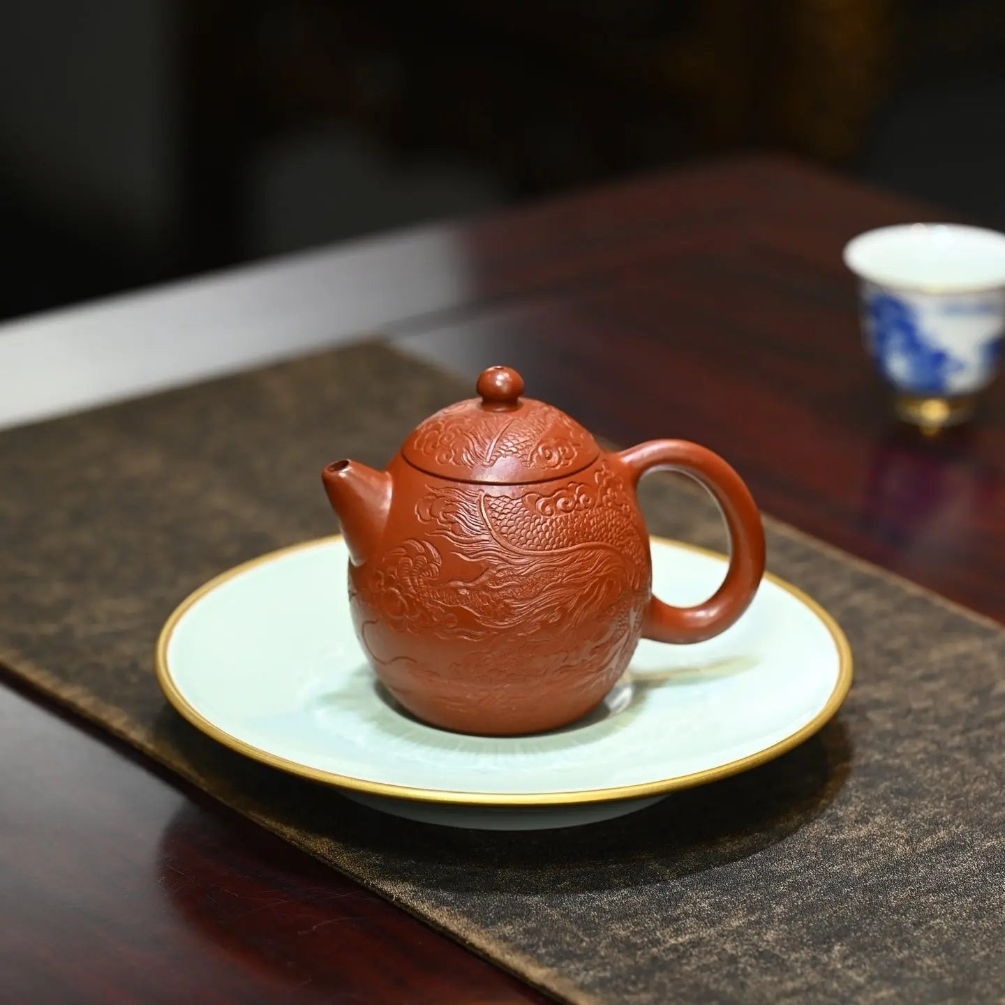 Long Dan 230cc - Yixing Handmade Teapot 江苏宜兴
