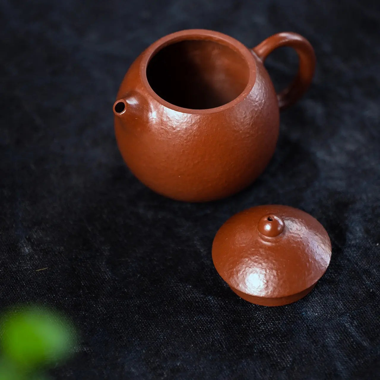 Long Dan 80cc - Yixing Handmade Teapot 江苏宜兴