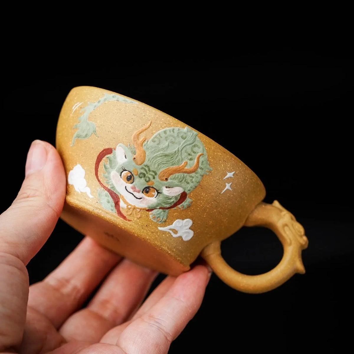 Long Hu Xiang Bian 70cc - Yixing Handmade Teacup 江苏宜兴