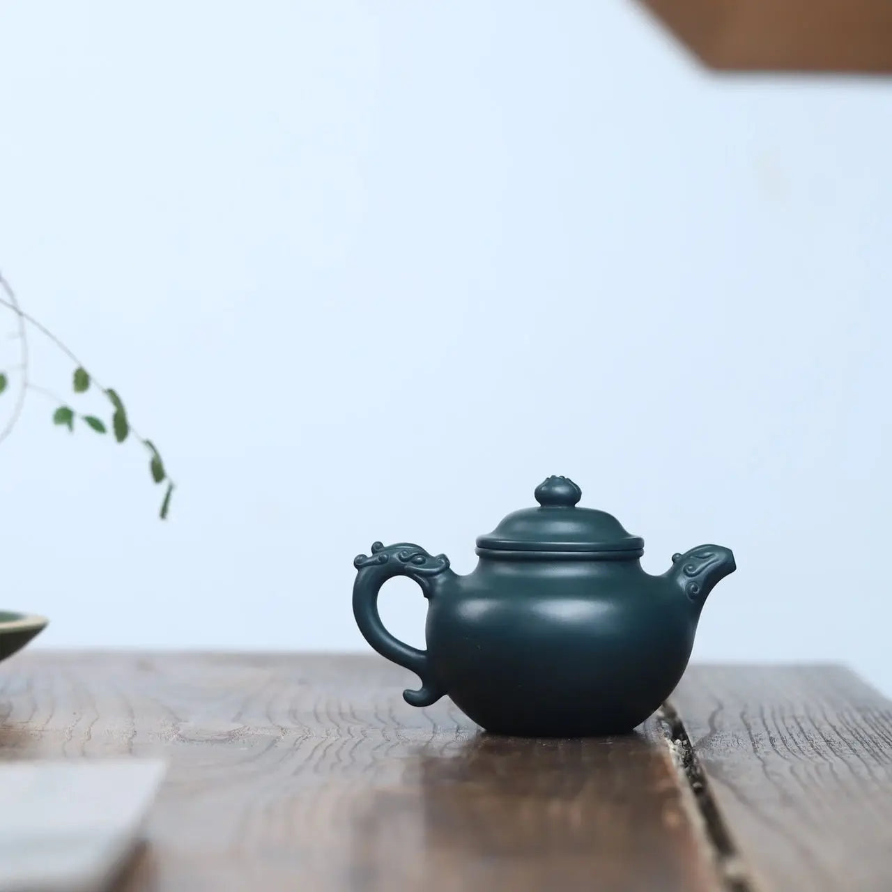 Long Wen Lian Zi 260cc - Yixing Handmade Teapot 江苏宜兴