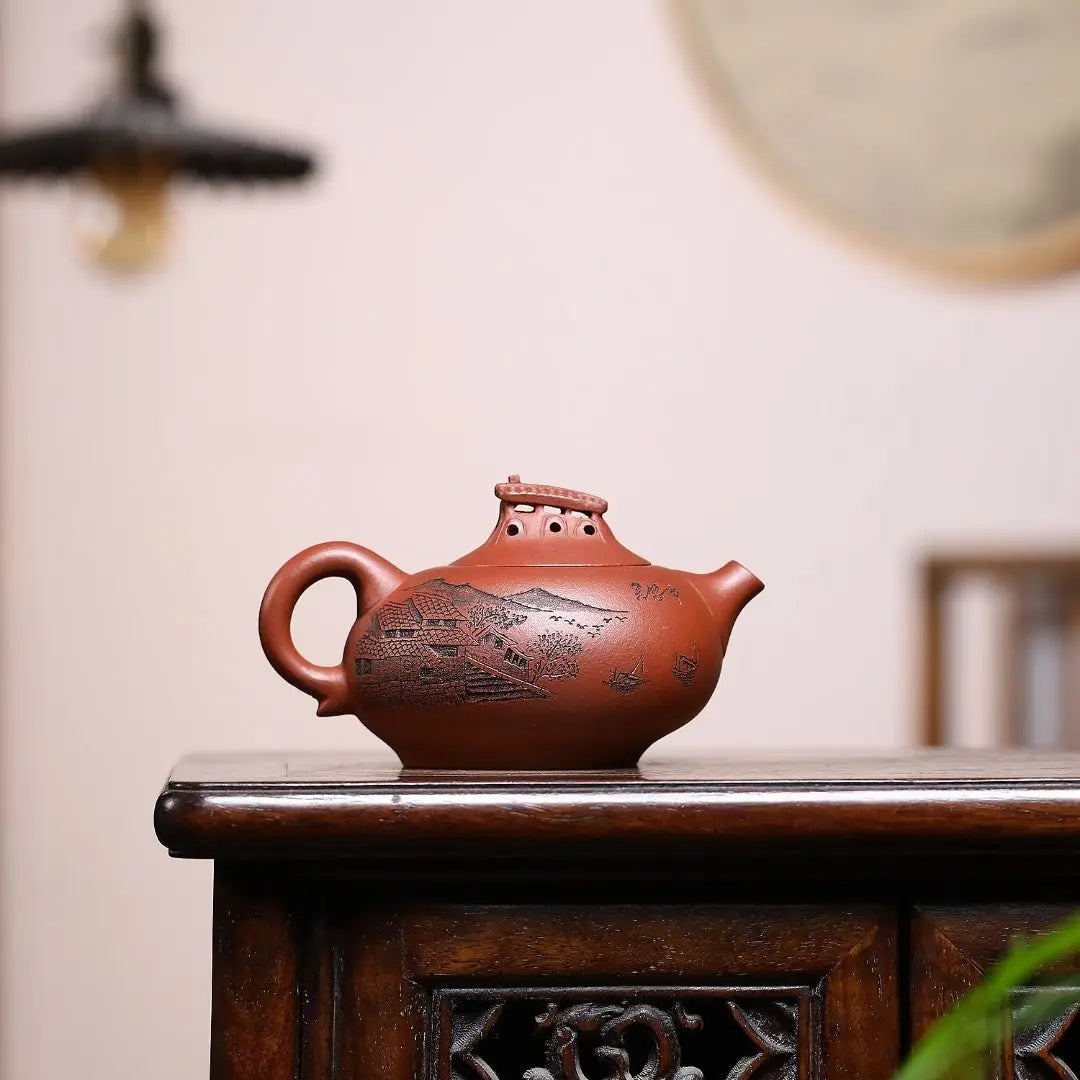 Long Yao Qing 210cc - Yixing Handmade Teapot 江苏宜兴