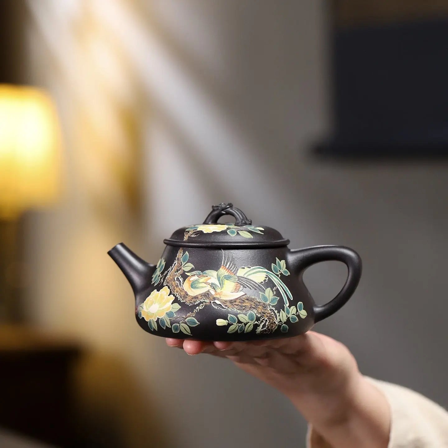 Long Yun Shi Piao 230cc - Yixing Handmade Teapot 江苏宜兴