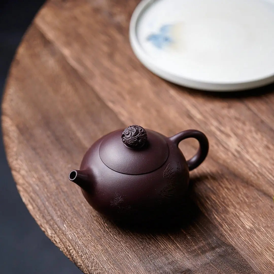 Long Zhu 180cc - Yixing Handmade Teapot 江苏宜兴