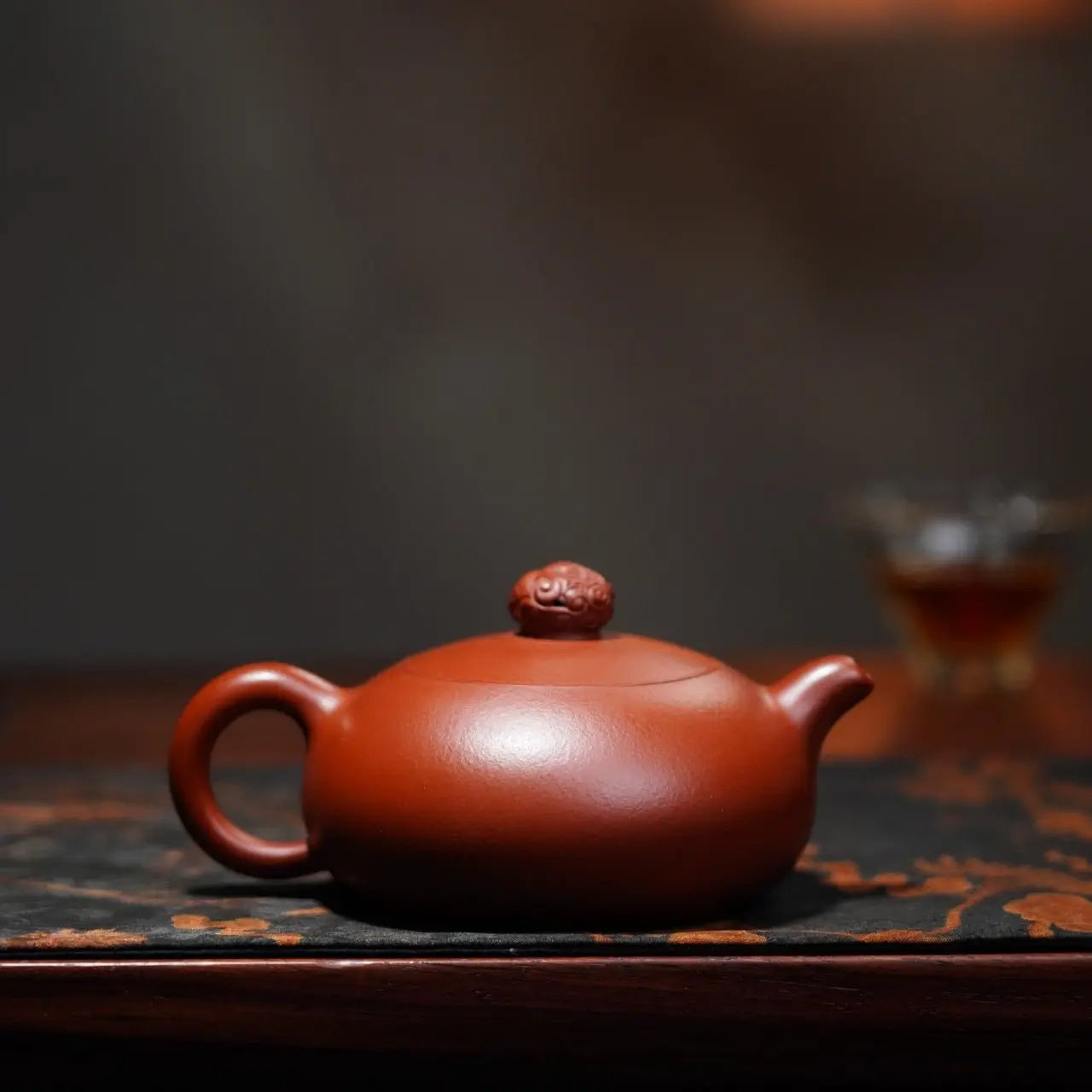 Long Zhu 190cc - Yixing Handmade Teapot 江苏宜兴