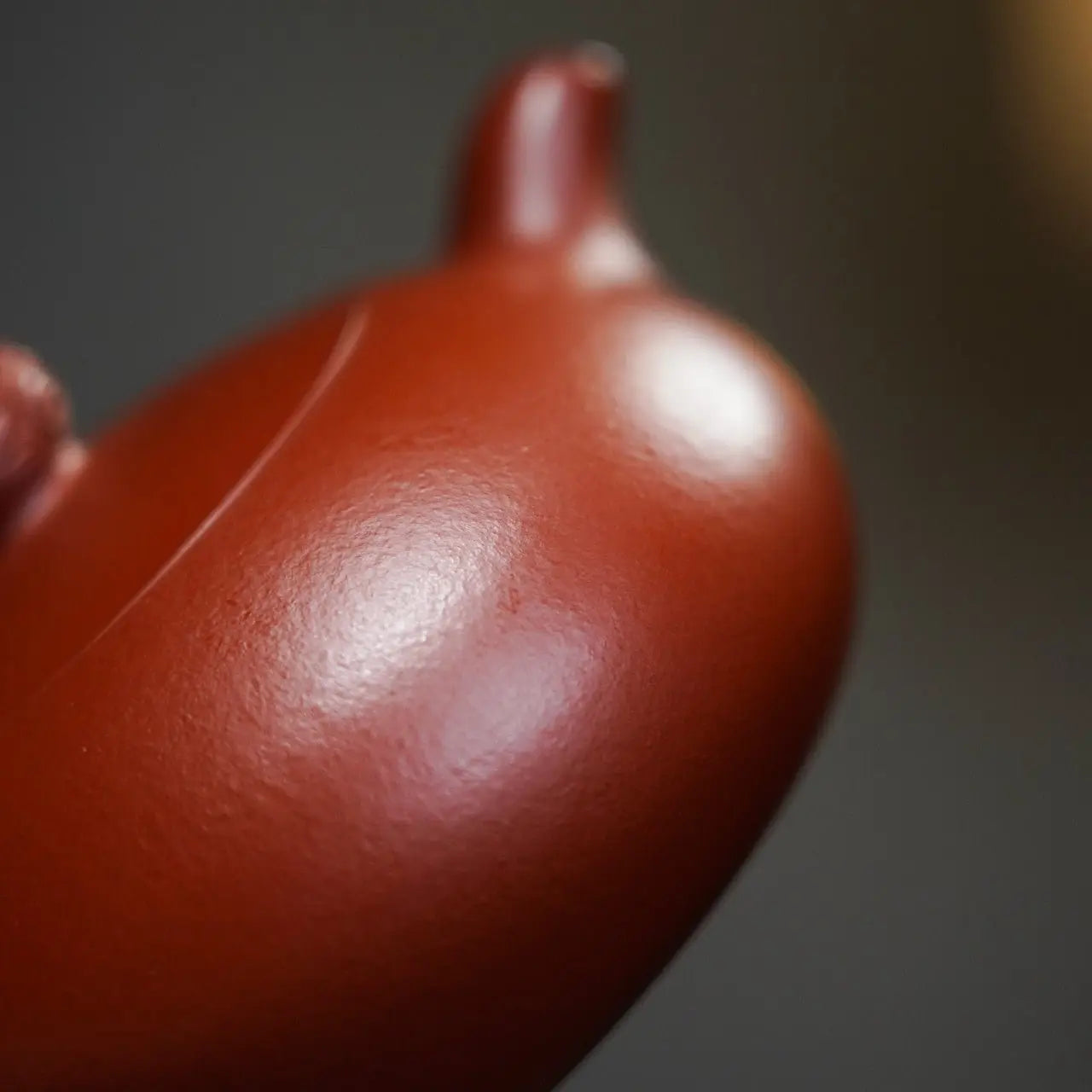Long Zhu 190cc - Yixing Handmade Teapot 江苏宜兴