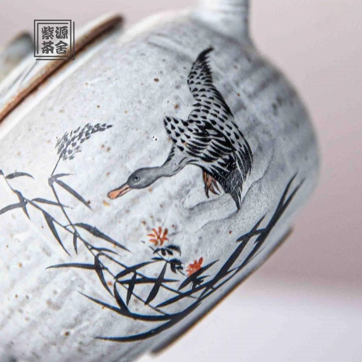 Lu Yan Nan Gua - Jing De Zhen Porcelain Teapot zycschina