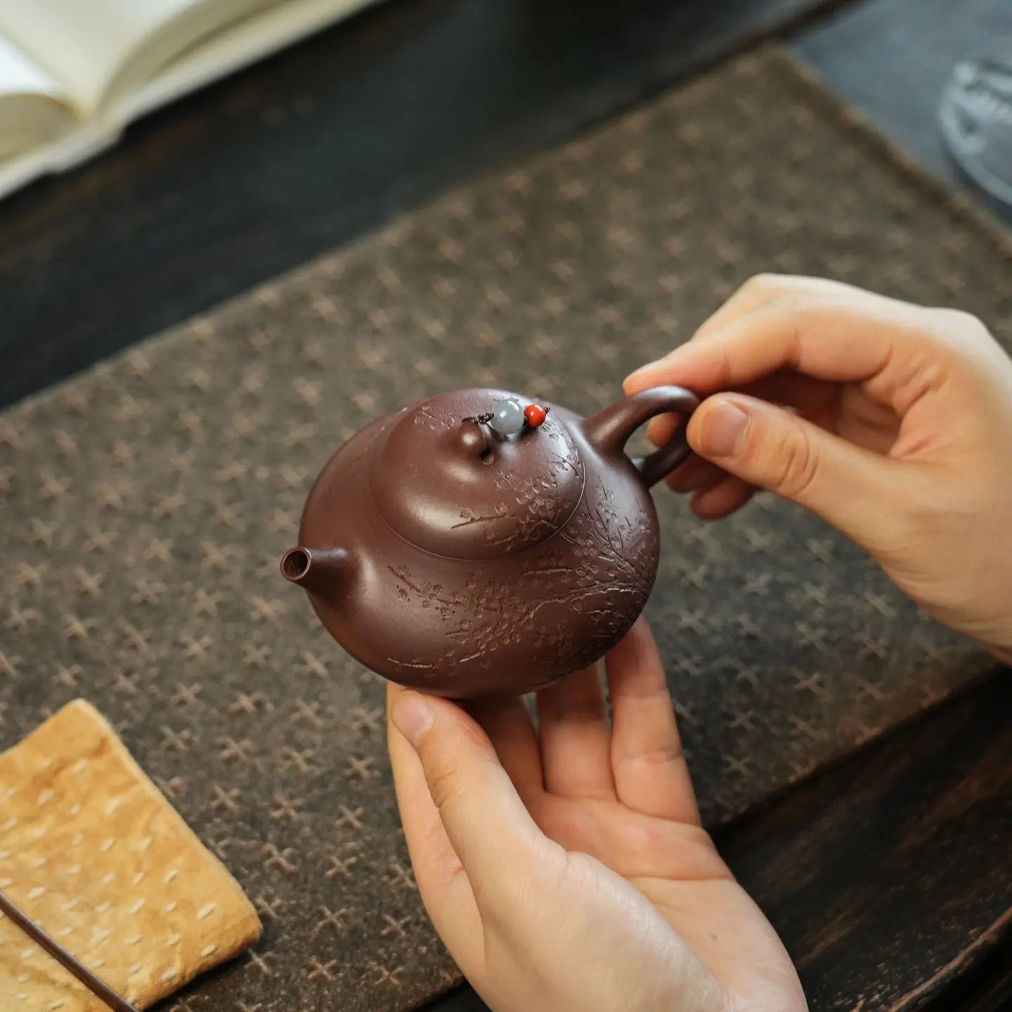 Man Sheng Heng Yun 140cc - Yixing Handmade Teapot 江苏宜兴