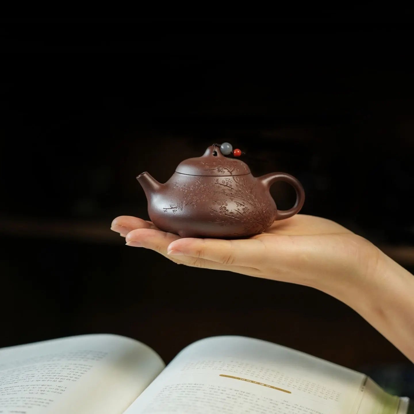 Man Sheng Heng Yun 140cc - Yixing Handmade Teapot 江苏宜兴