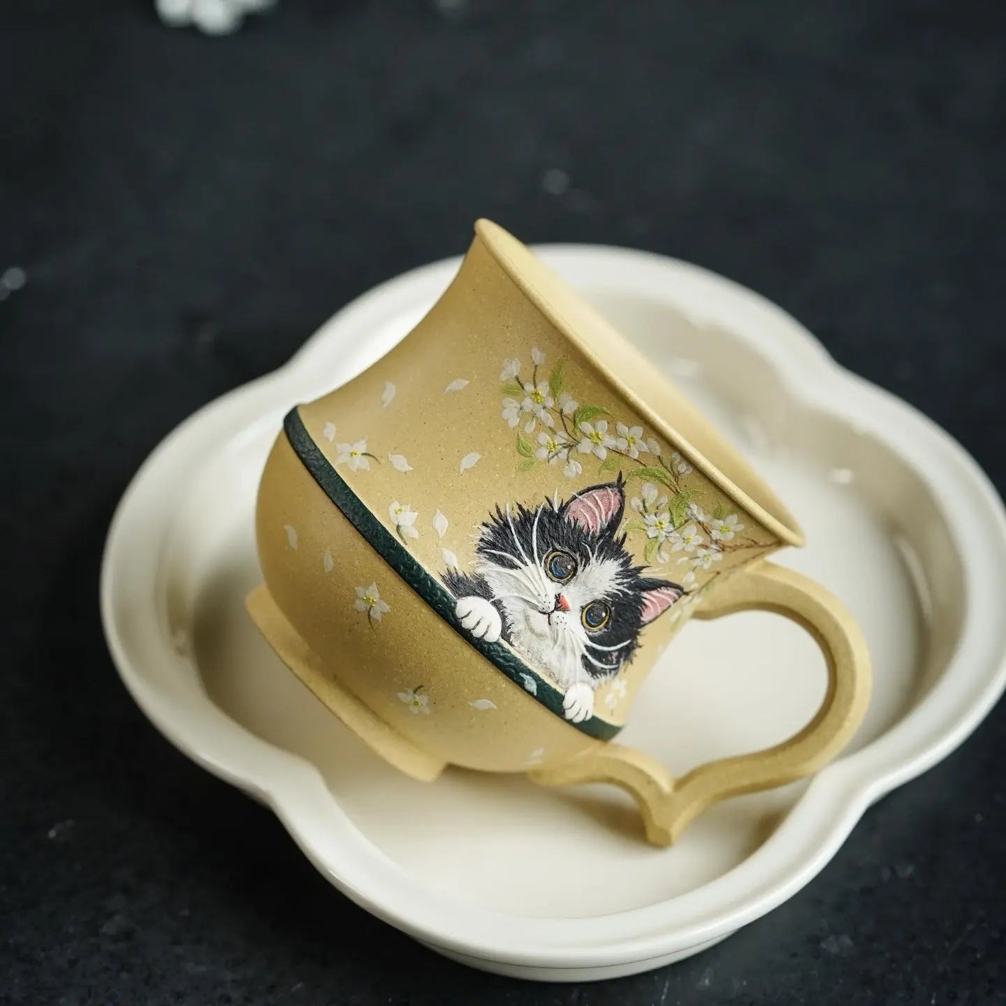 Mao Mi Bei 160cc - Yixing Handmade Teapot 江苏宜兴