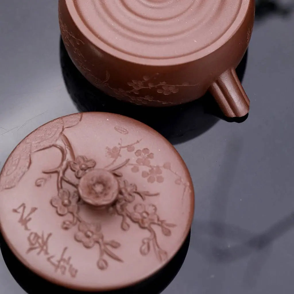 Mei Hua Han Wa 150cc - Yixing Handmade Teapot 江苏宜兴