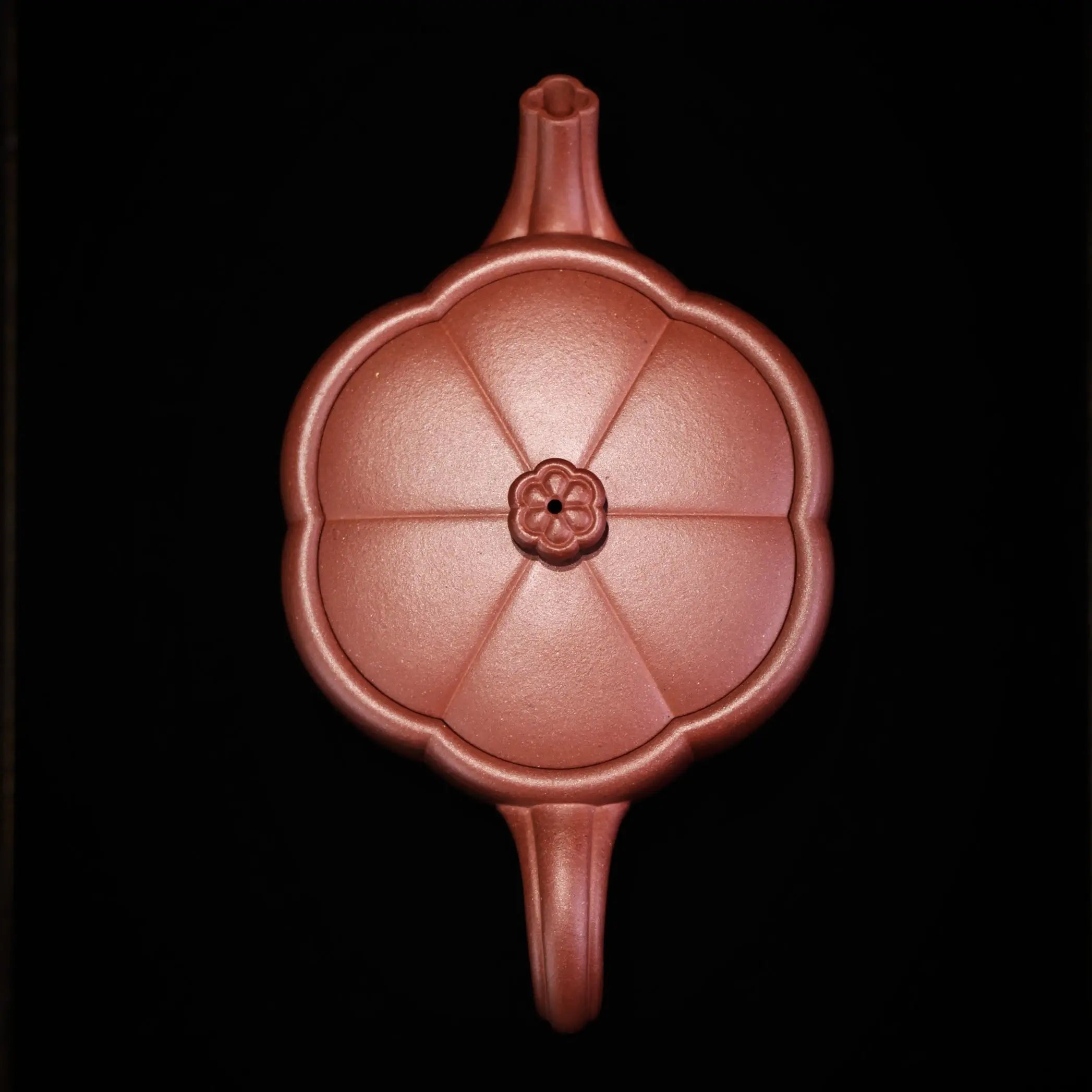Mei Hua Han Wa 150cc - Yixing Handmade Teapot 江苏宜兴