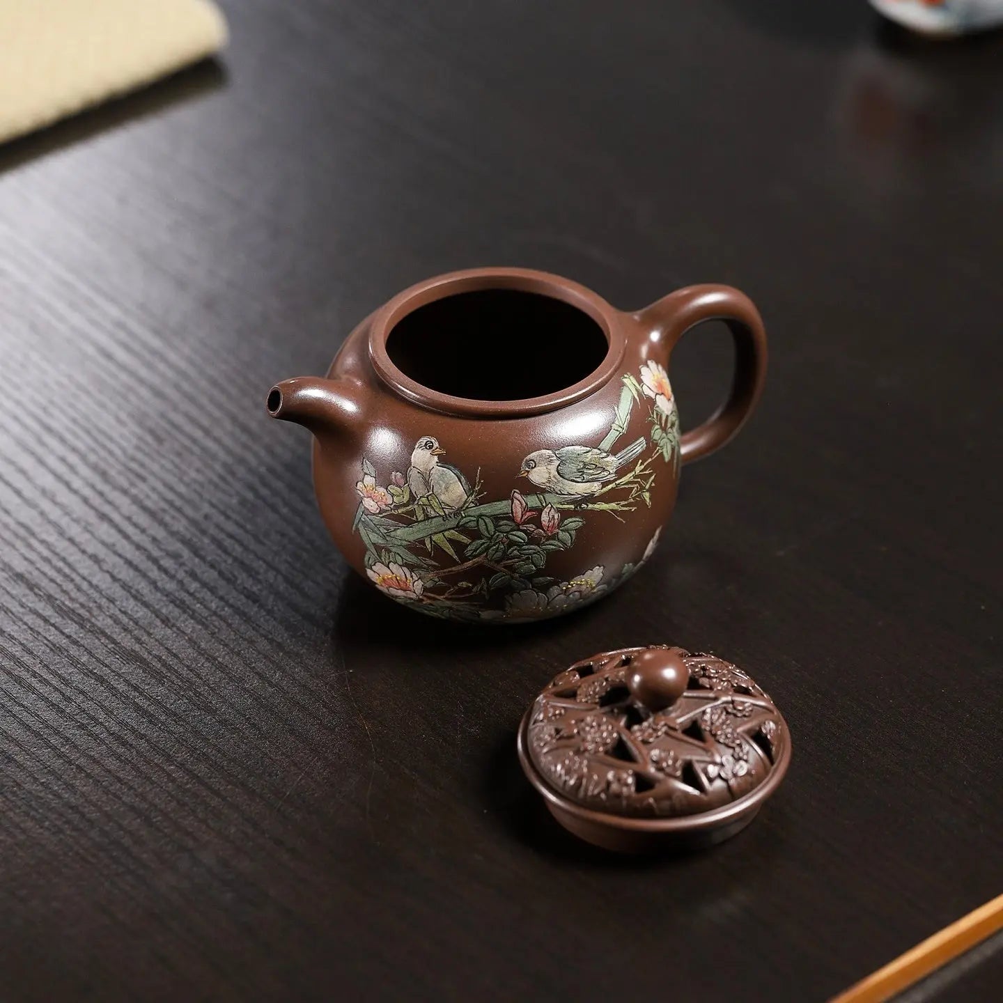 Mei Hua Pao Zun 250cc - Yixing Handmade Teapot 江苏宜兴