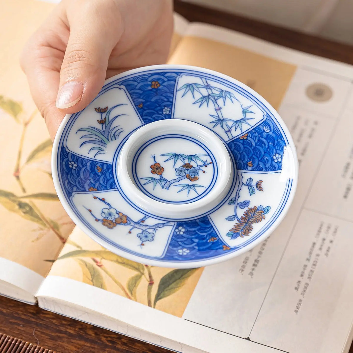 Mei Lan Zhu Ju 160cc - Jingdezhen Porcelain Gaiwan zycschina