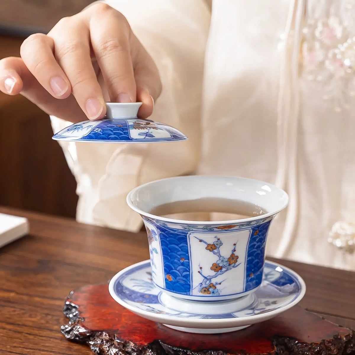 Mei Lan Zhu Ju 160cc - Jingdezhen Porcelain Gaiwan zycschina