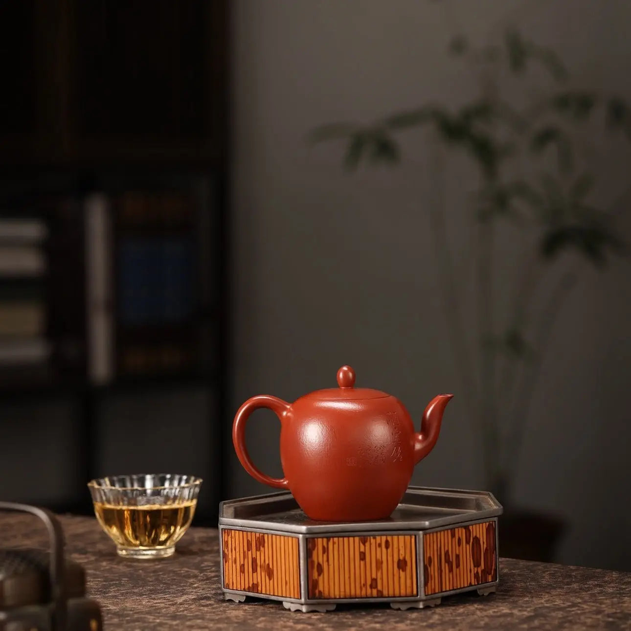 Mei Ren Jian 170cc - Yixing Handmade Teapot 江苏宜兴