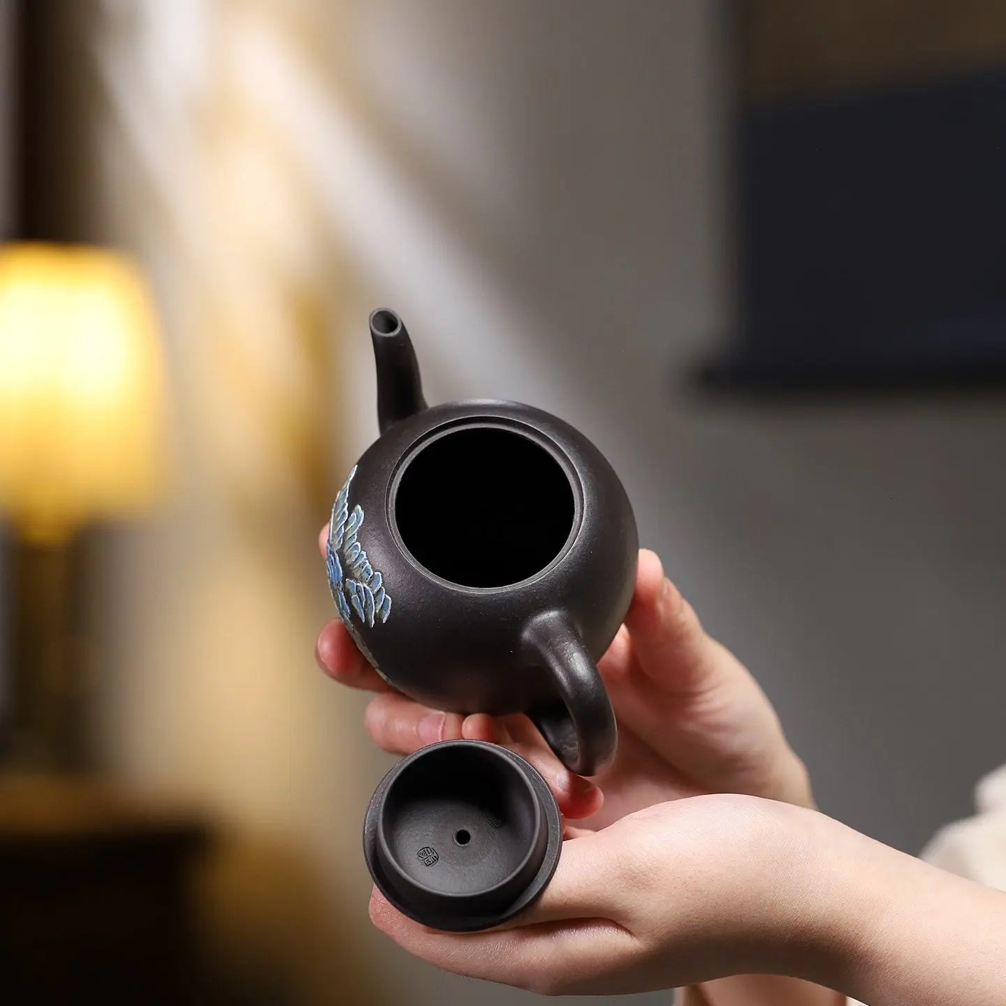 Mei Ren Jian 200cc - Yixing Handmade Teapot 江苏宜兴