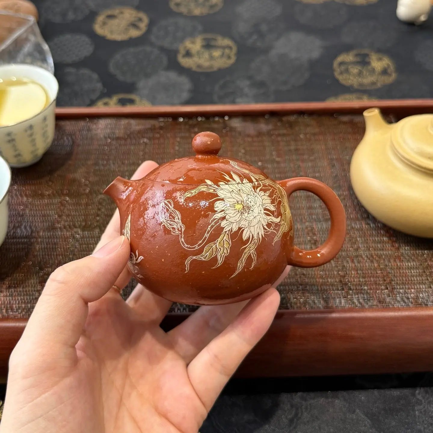 Mei Ren Xi Shi 180cc - Yixing Handmade Teapot 江苏宜兴