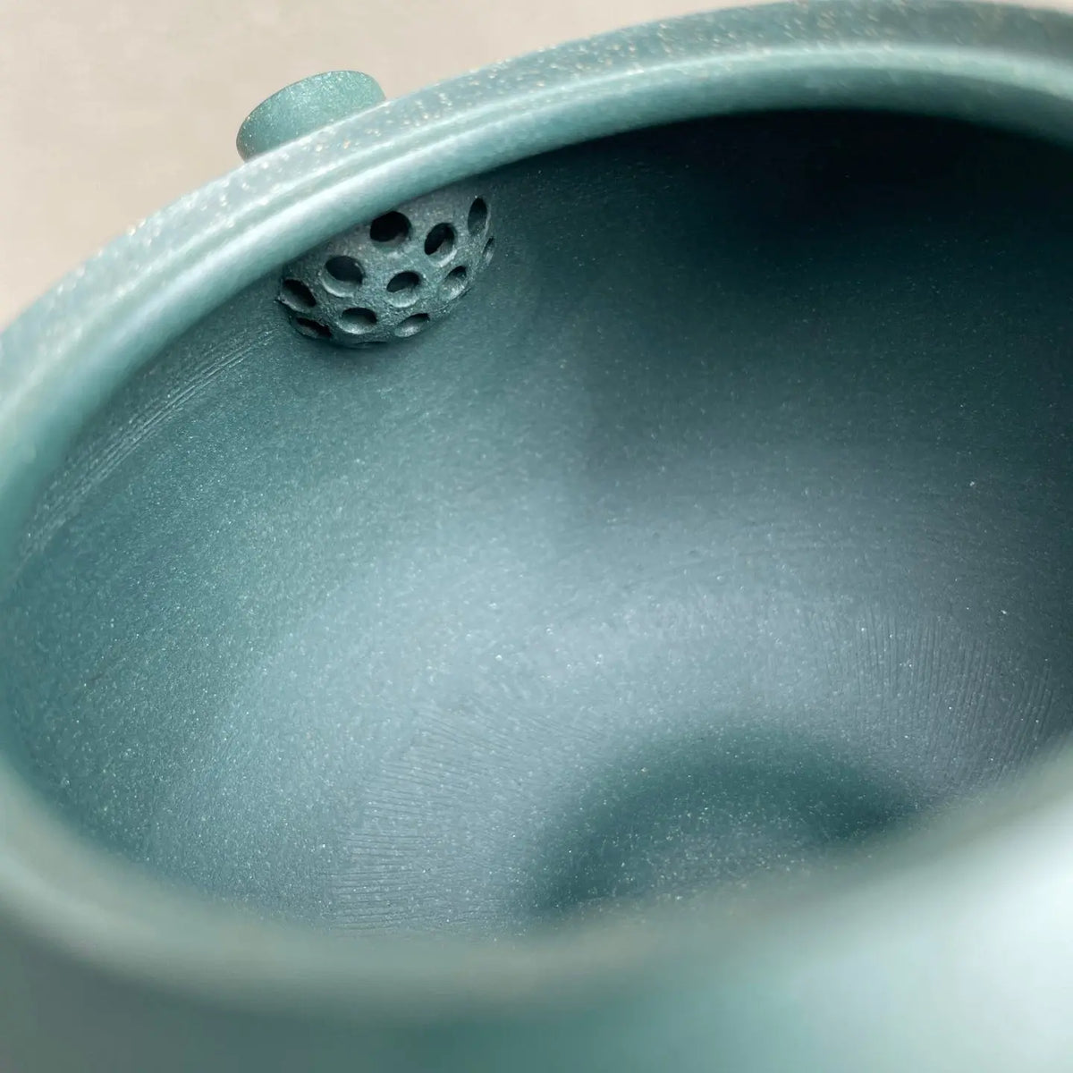 Mei Ren Xi Shi 180cc - Yixing Handmade Teapot 江苏宜兴
