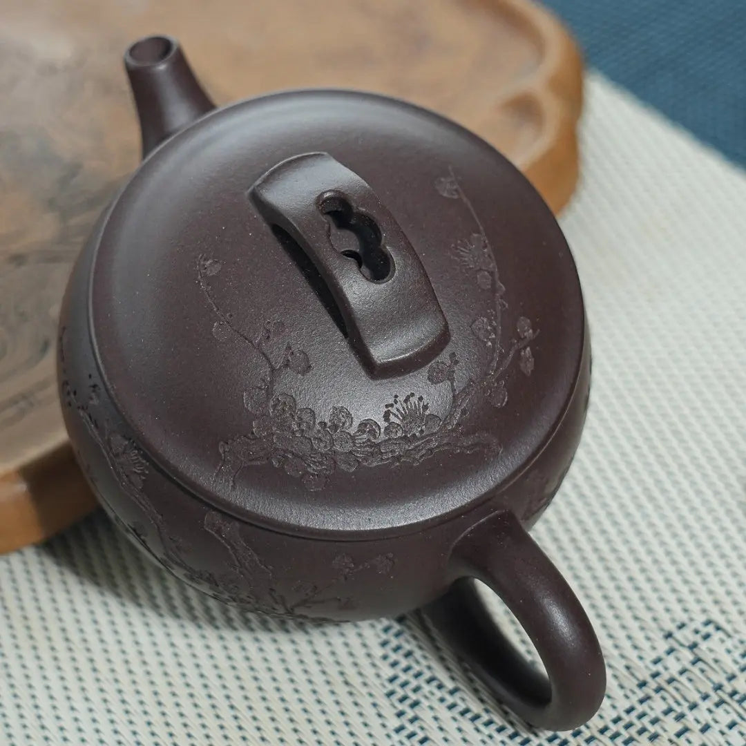 Mei Xaing Han Wa 130cc - Yixing Handmade Teapot 江苏宜兴