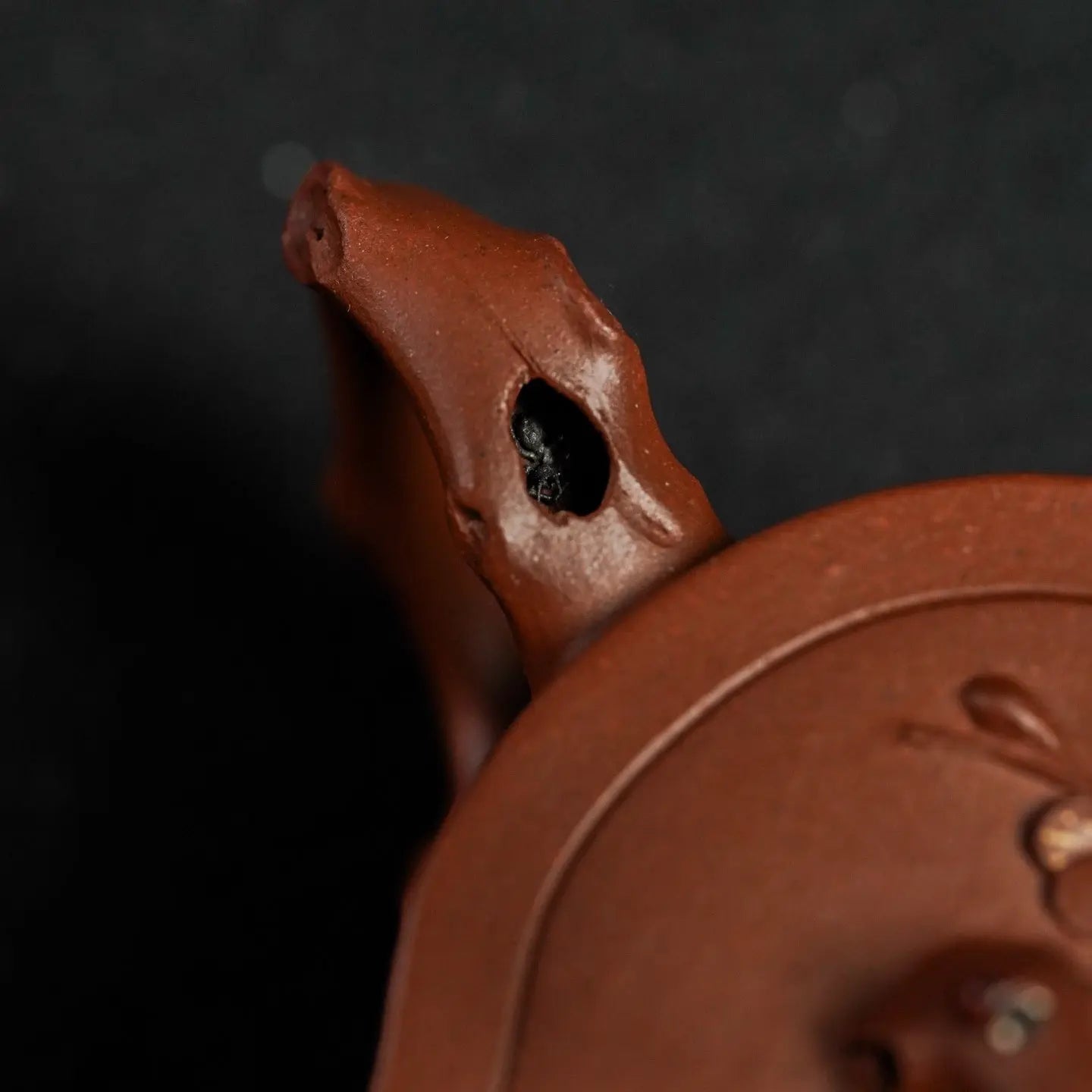 Mei Zhuang 130cc - Yixing Handmade Teapot 江苏宜兴