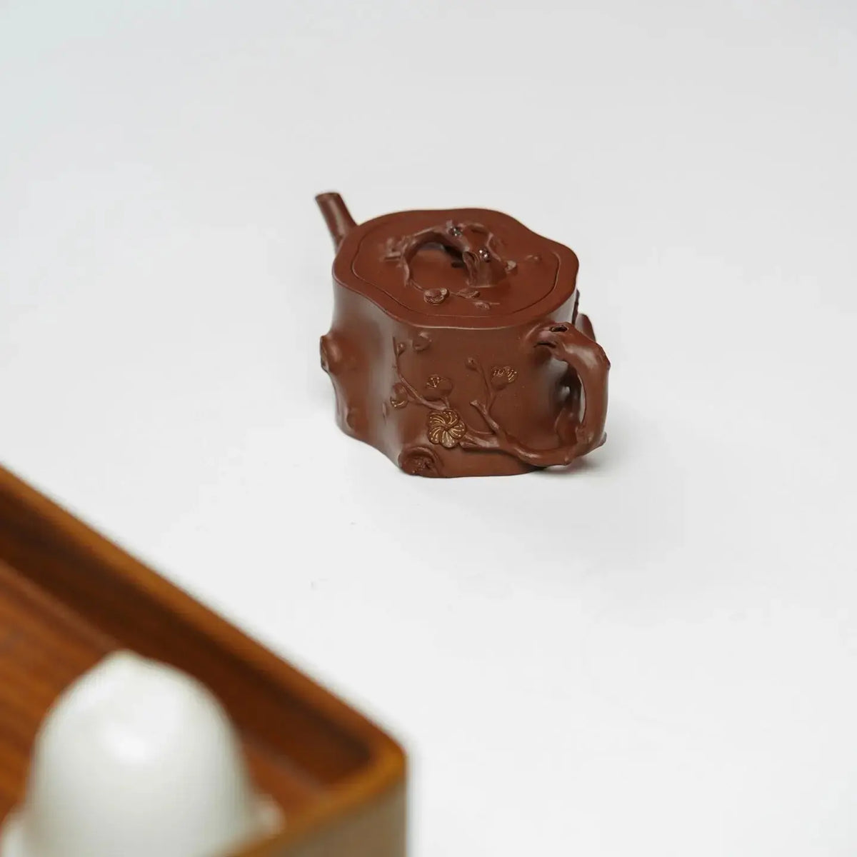 Mei Zhuang 130cc - Yixing Handmade Teapot 江苏宜兴