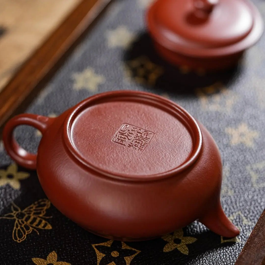 Ming Lu 120cc - Yixing Handmade Teapot 江苏宜兴