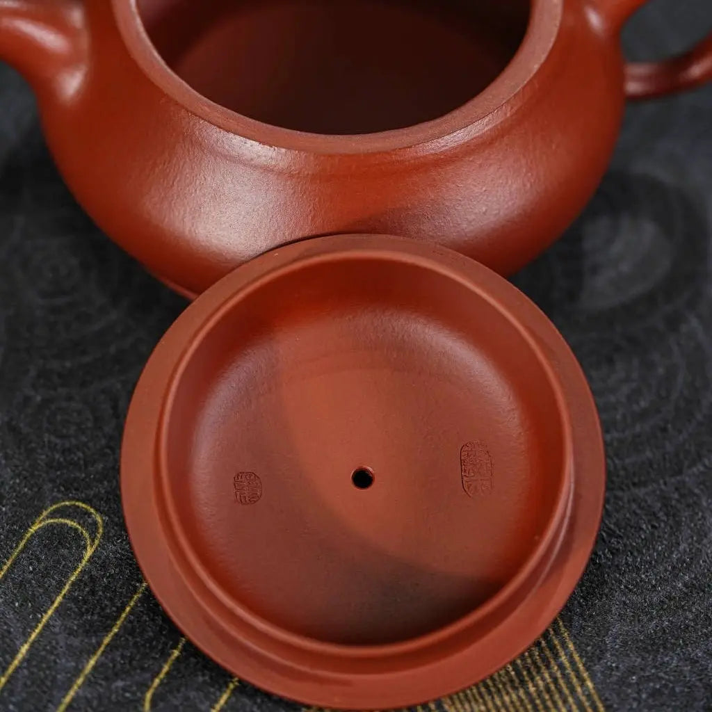 Ming Lu 150cc - Yixing Handmade Teapot 江苏宜兴