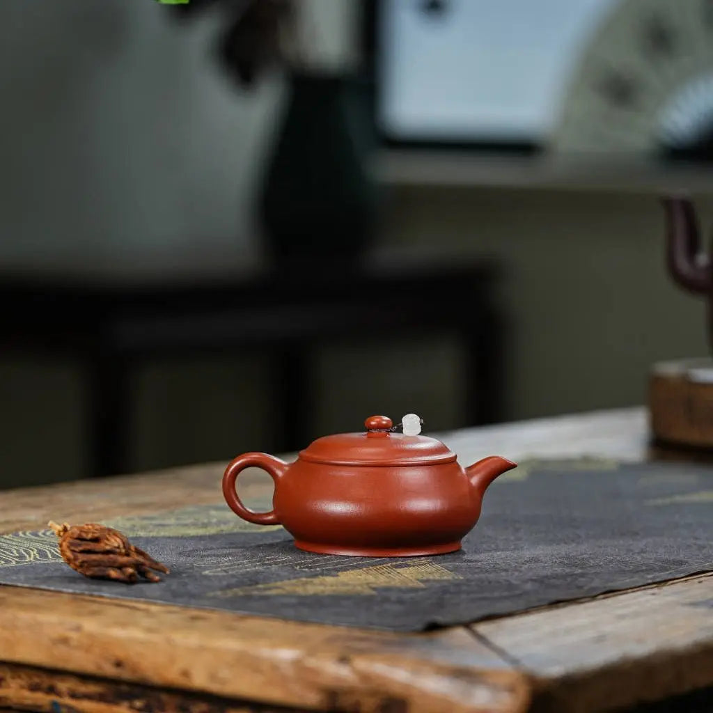 Ming Lu 150cc - Yixing Handmade Teapot 江苏宜兴
