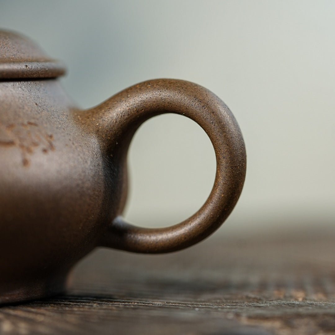 Ming Lu 175cc - Yixing Handmade Teapot 江苏宜兴