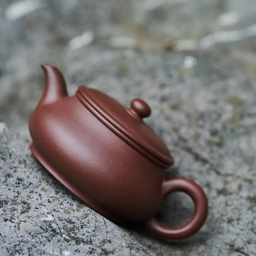 Ming Lu 180cc - Yixing Handmade Teapot 江苏宜兴