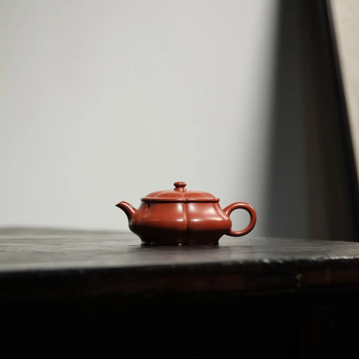 Ming Lu 180cc - Yixing Handmade Teapot 江苏宜兴