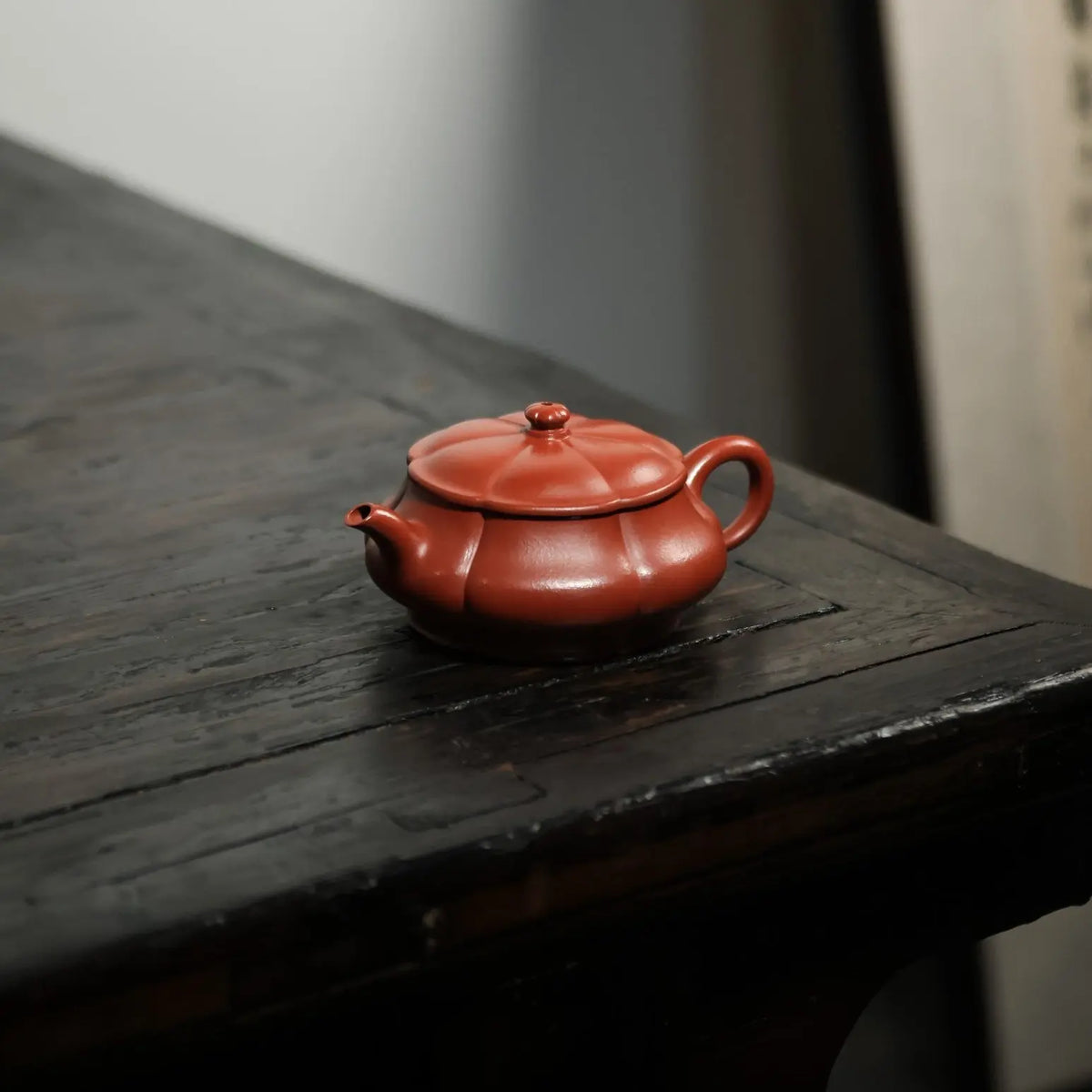 Ming Lu 180cc - Yixing Handmade Teapot 江苏宜兴