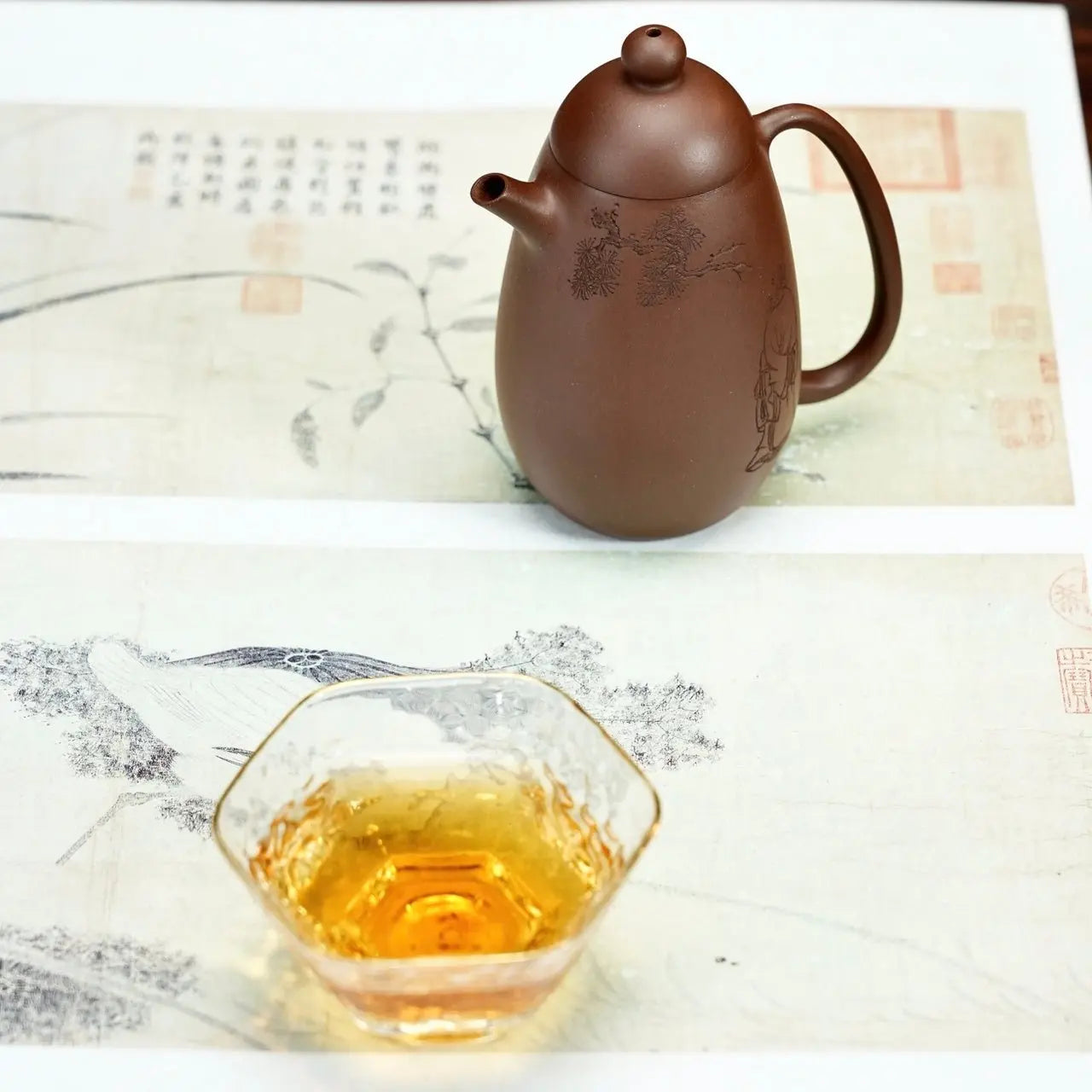 Ming Shi Long Dan 140cc - Yixing Handmade Teapot 江苏宜兴