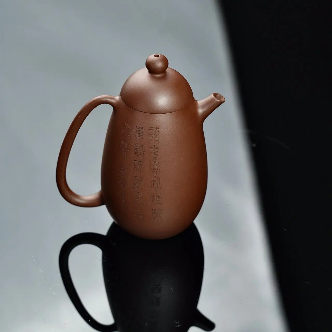 Ming Shi Long Dan 140cc - Yixing Handmade Teapot 江苏宜兴