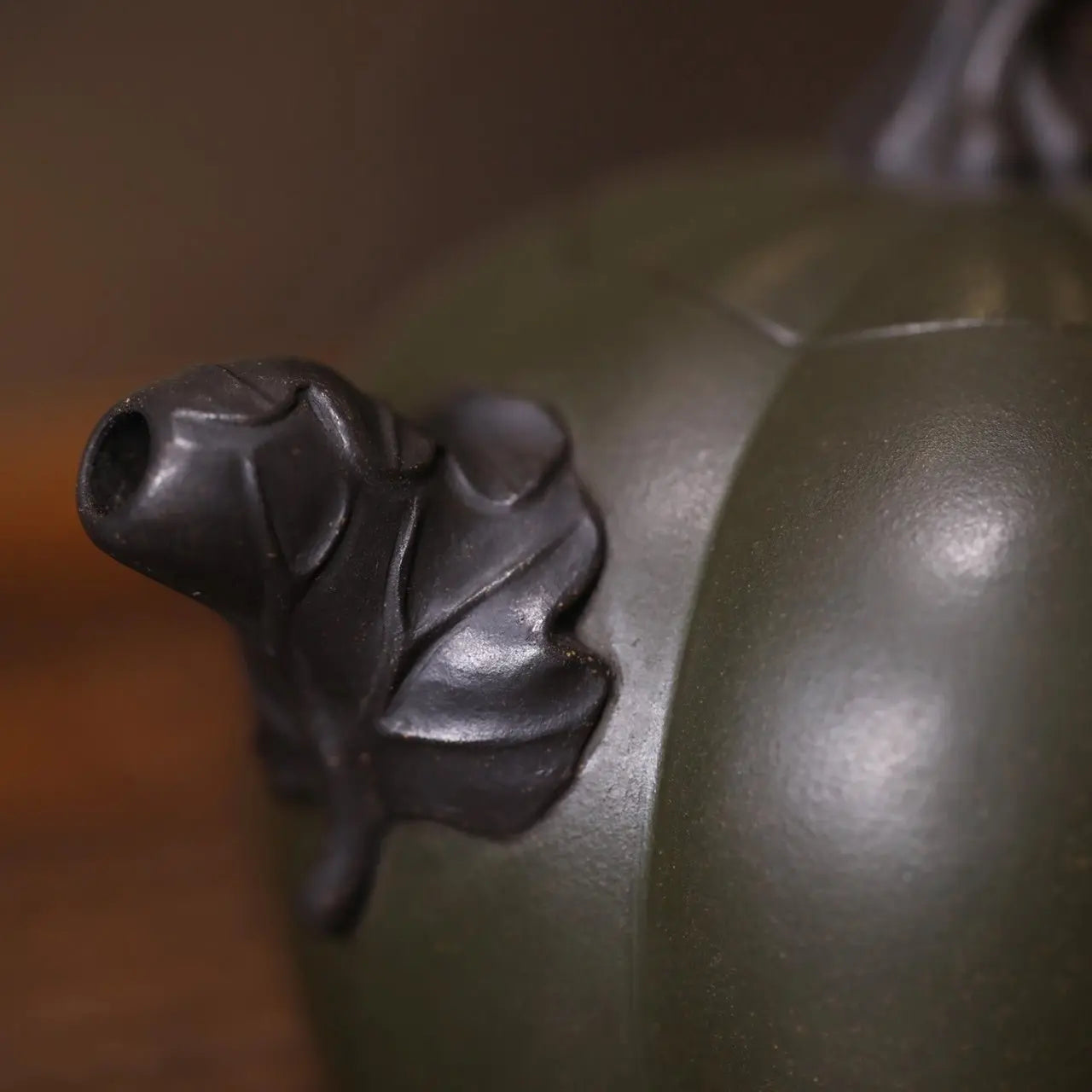 Nan Gua 145cc - Yixing Handmade Teapot 江苏宜兴