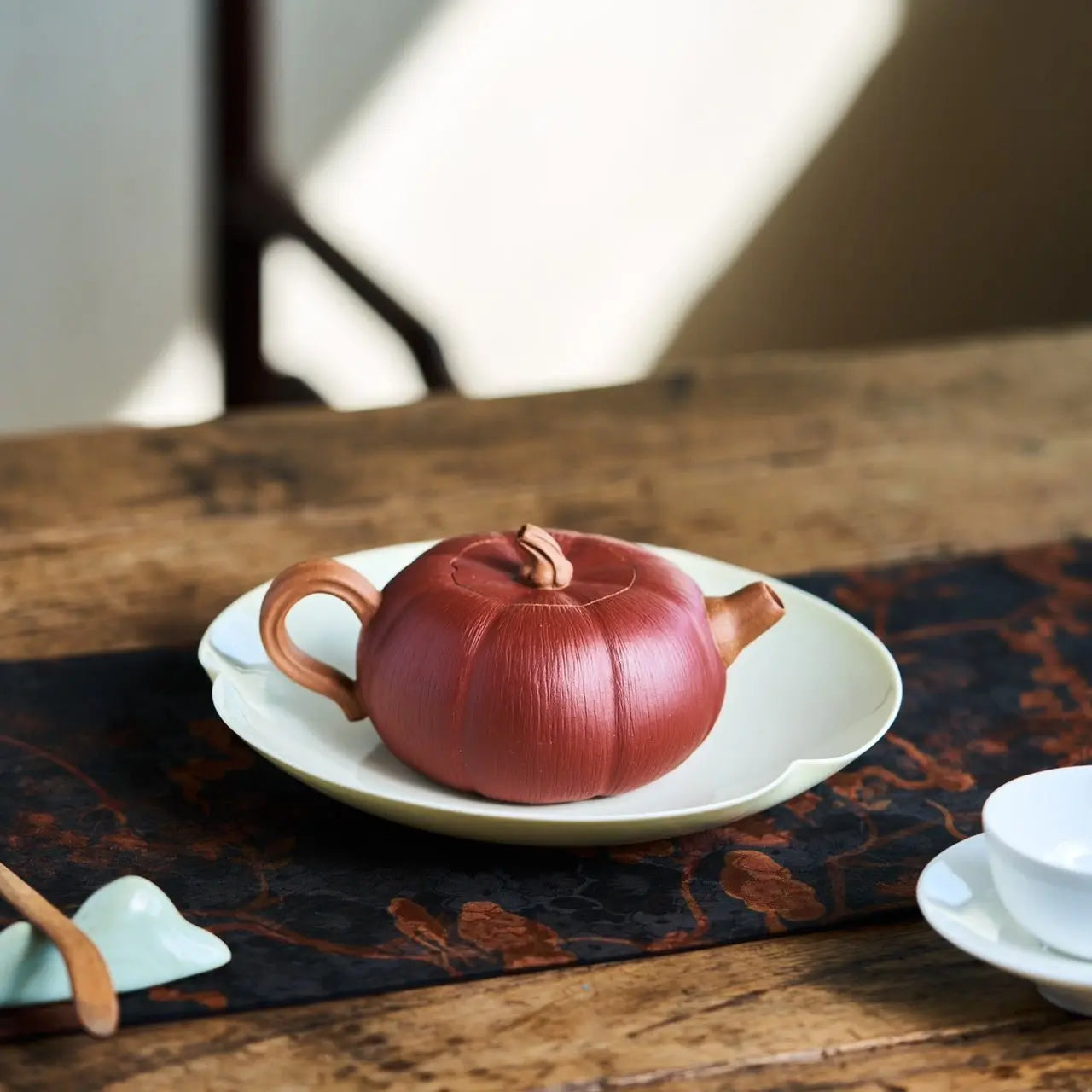 Nan Gua 180cc - Yixing Handmade Teapot 江苏宜兴