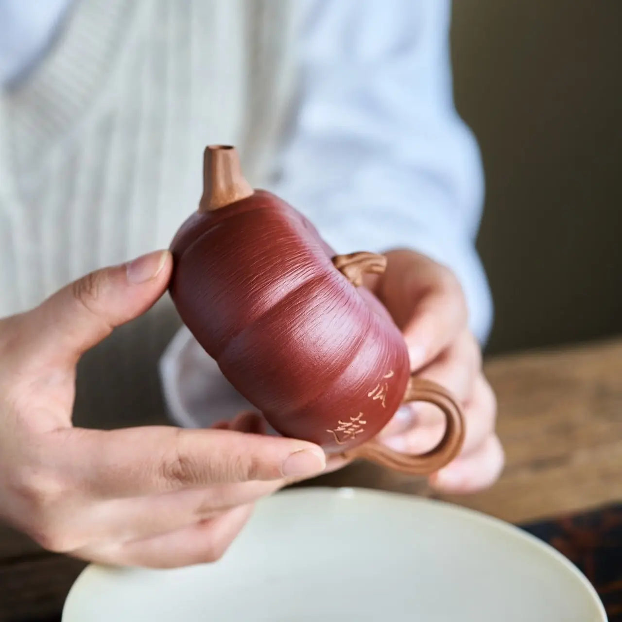 Nan Gua 180cc - Yixing Handmade Teapot 江苏宜兴