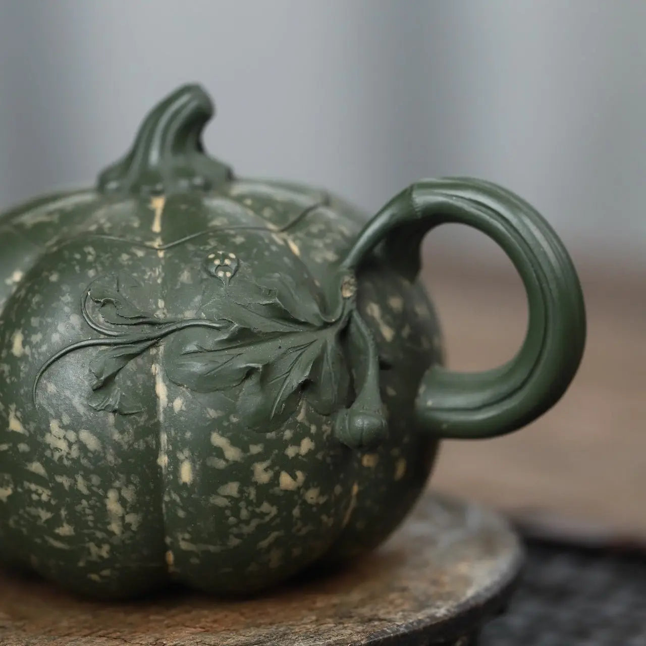 Nan Gua 190cc - Yixing Handmade Teapot 江苏宜兴