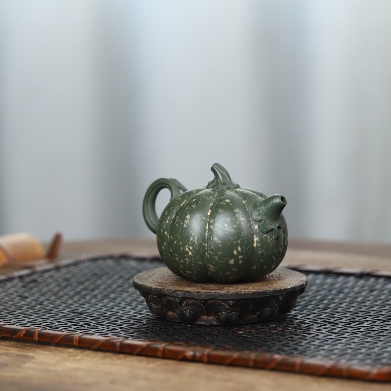 Nan Gua 190cc - Yixing Handmade Teapot 江苏宜兴